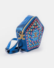 Load image into Gallery viewer, Harry Potter Chocolate Frog Crossbody
